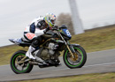 Motos